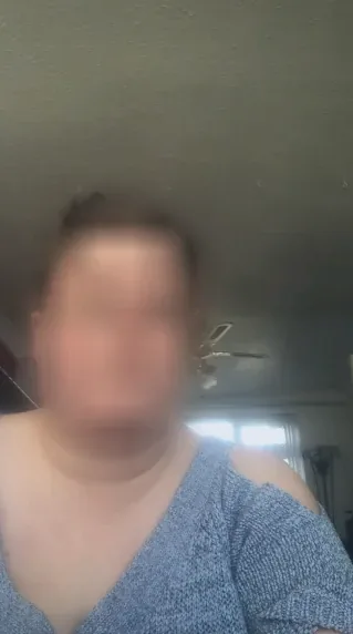 Anna, 28