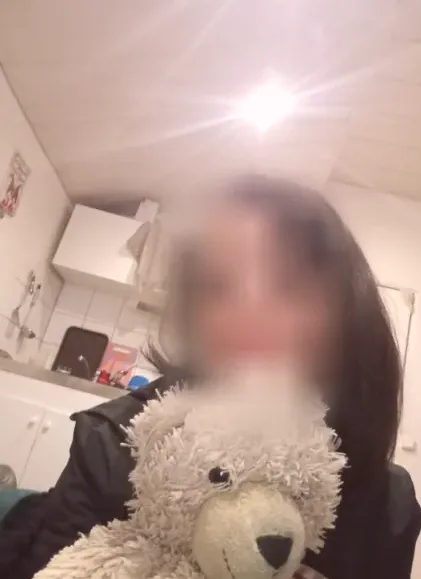 Camilla, 37