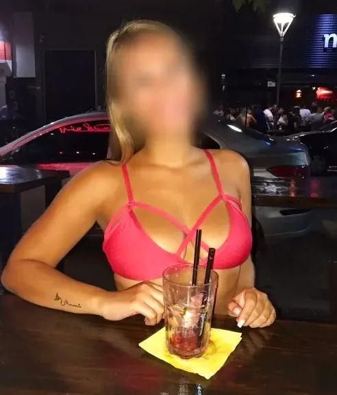Heidi, 32