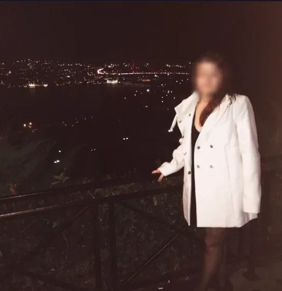 Karoliina, 32