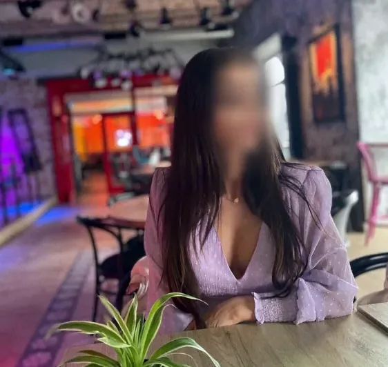 Nasra, 30