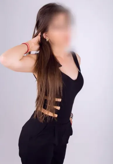 Saara, 28