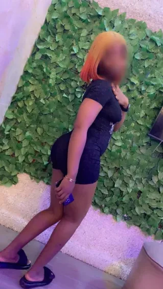Siiri, 25