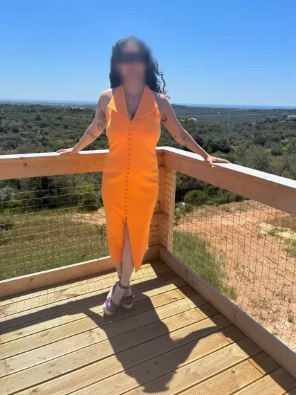 Susanna, 38