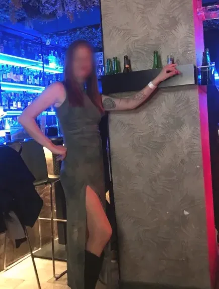 Tiina, 40